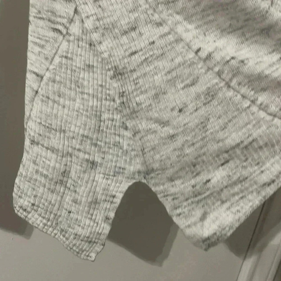 Lou & Grey Top Size M - Picture 7 of 7